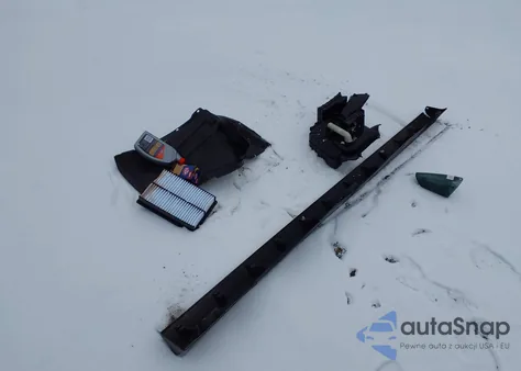 2008 Mazda Mazda5 Touring z USA, uszkodzony, nr VIN JM1CR29L080324332